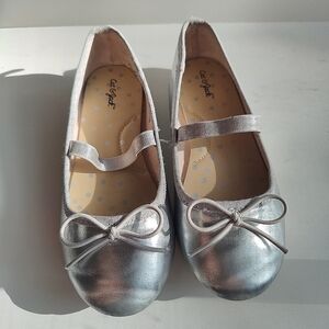 Cat and Jack girls silver ballet flats size 11
